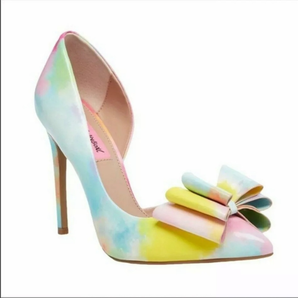 Betsy Johnson Tye dye Bow Pumps